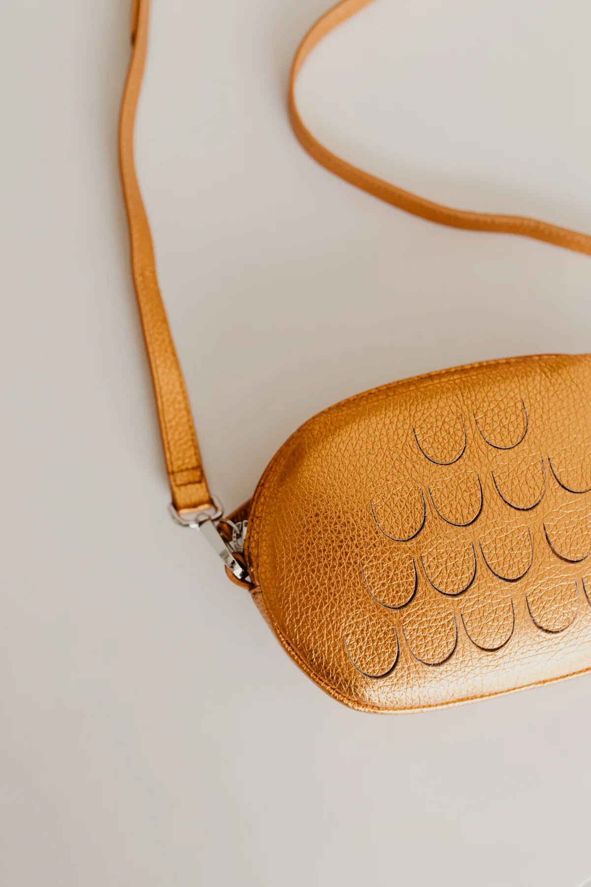 Oval Mini Bag Snakes