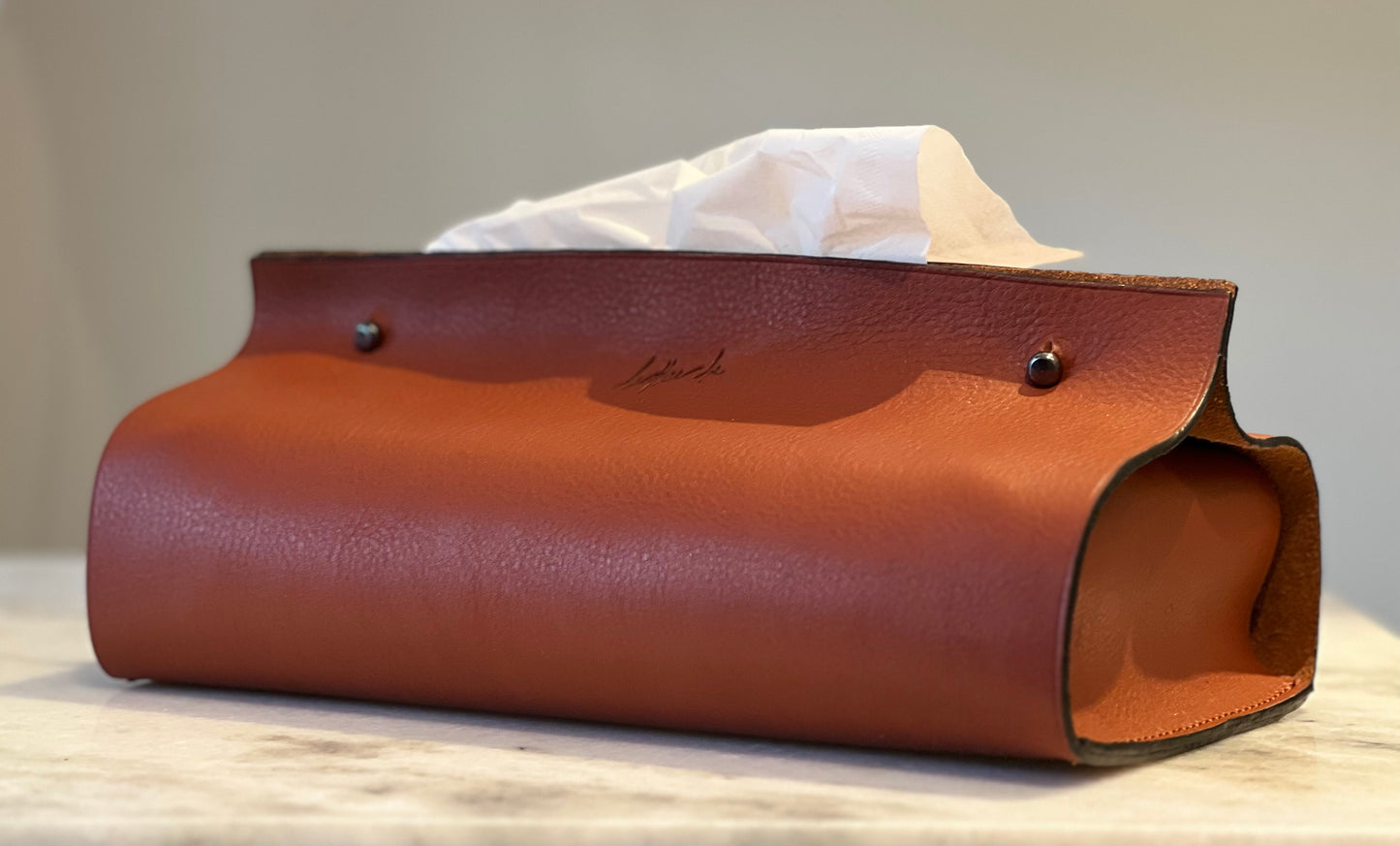 Tissue Butler