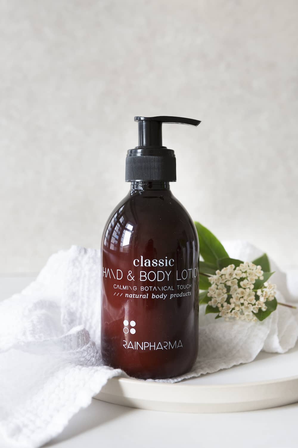 Classic Hand & Body Lotion - Calming Botanical Touch