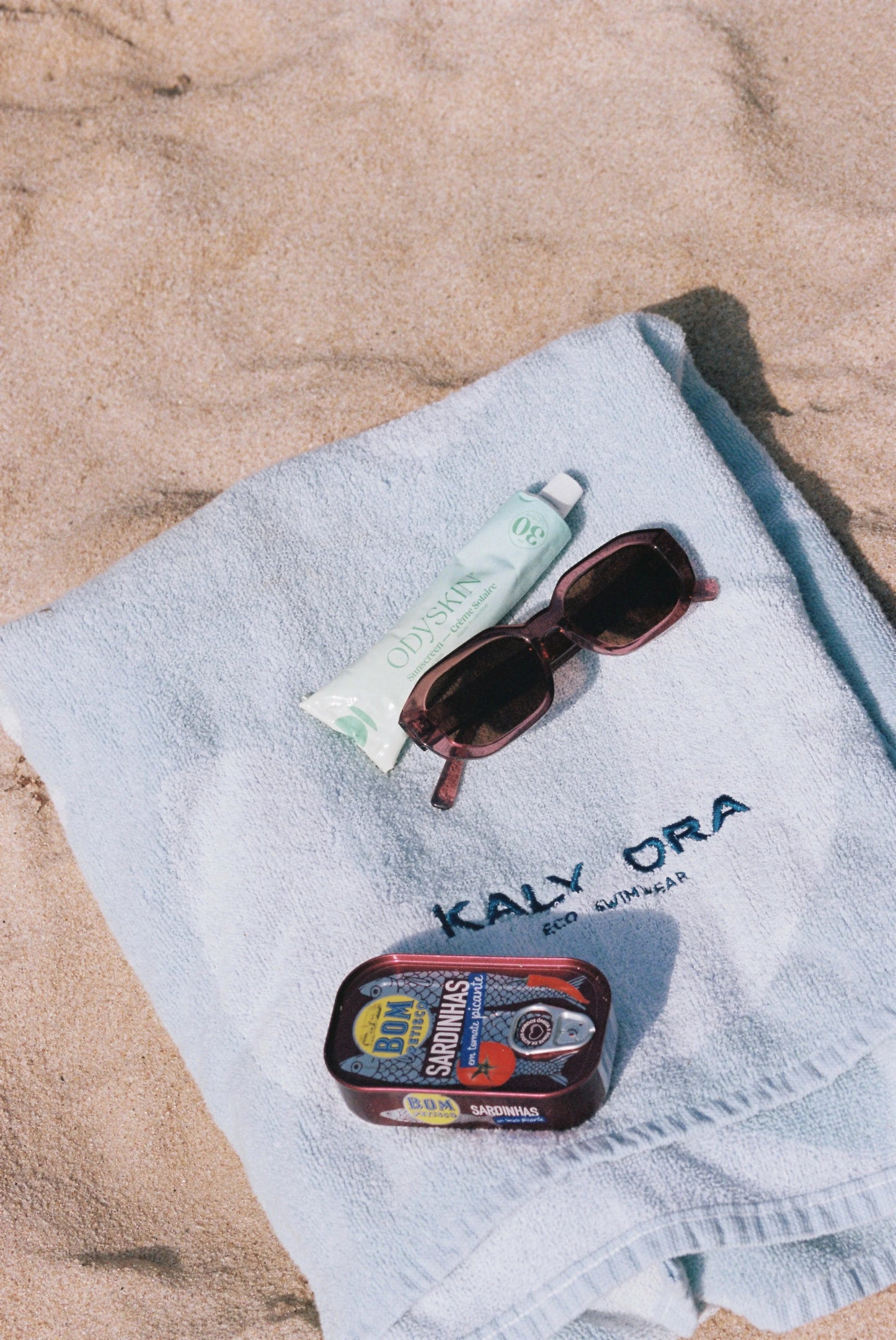 Artsy - Towel