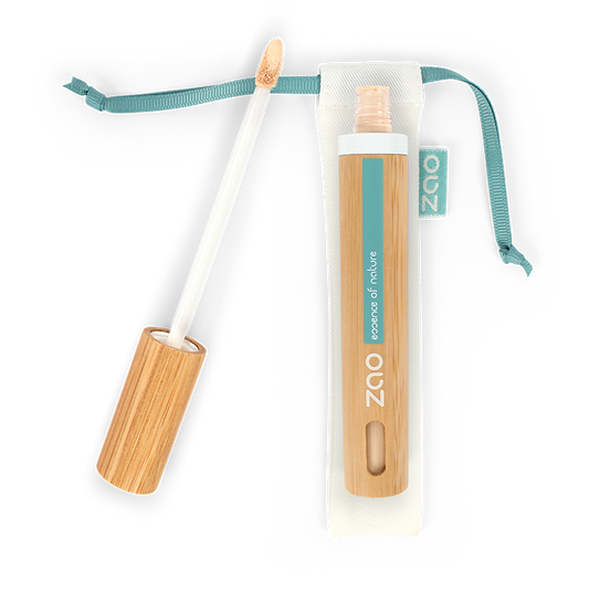 Fluid concealer